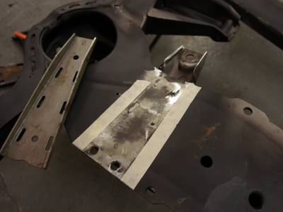 1972 Lower A-arm mount repair