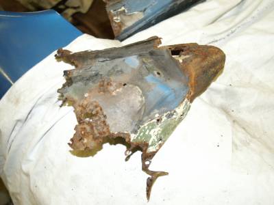 1968 Windshield frame rust